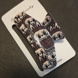 (J24) Labubu Brown Claw HairClip